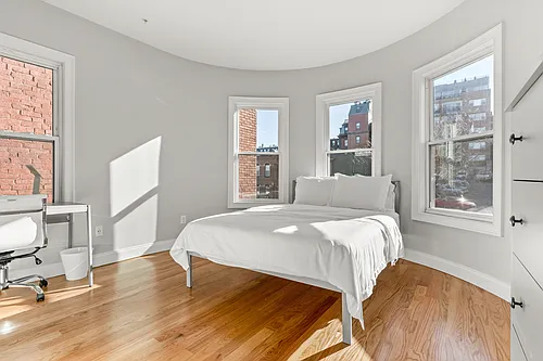 36 Emerson St Photo 1