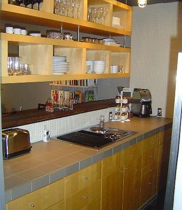Suspended Cabinets in Kitchen