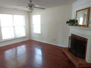 305 Ridge Lake Dr, Apex, NC 27539