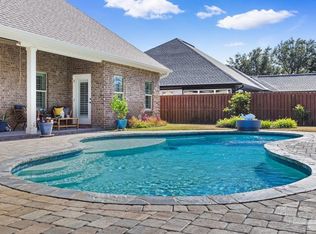 1469 E Shores Blvd, Gulf Breeze, FL 32563