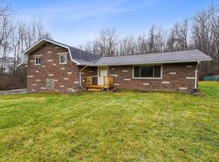 59935 Locust Rd, South Bend, IN 46614