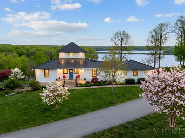 55 Eagles Lndg, Eddyville, KY 42038