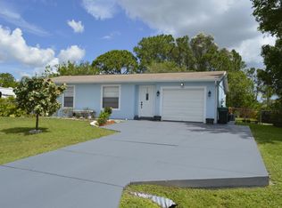 525 SW Carter Ave, Port Saint Lucie, FL 34983