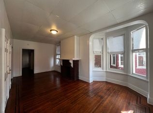 702 W King St APT 1, York, PA 17401