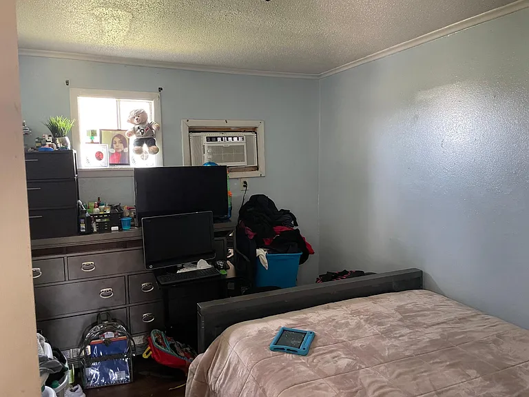 126 E Alabama St — Photo 3