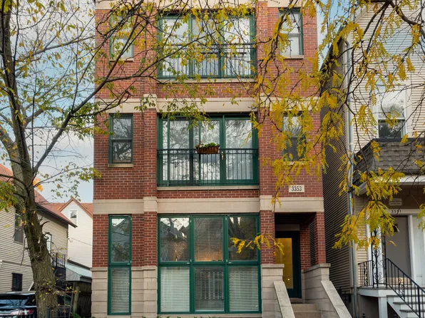 (undisclosed Address), Chicago, IL 60657