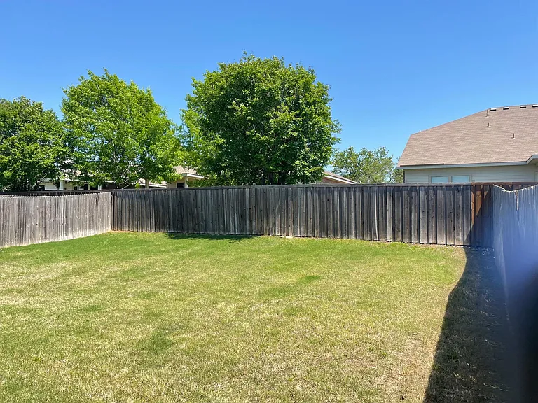 701 Cheyenne Dr — Photo 37