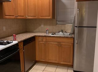325 125th St #1, College Pt, NY