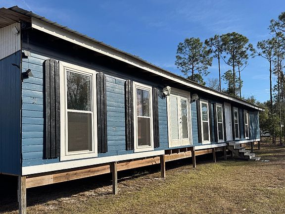 4th image of 15812 Breeze Dr