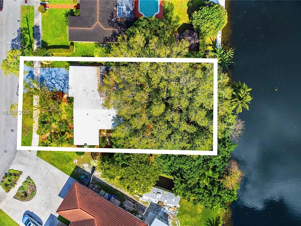 英7” Barry St. John Come Away Melinda DB7783 Columbia /00080 17911 NW 77th Ct, Hialeah, FL 33015 | Zillow