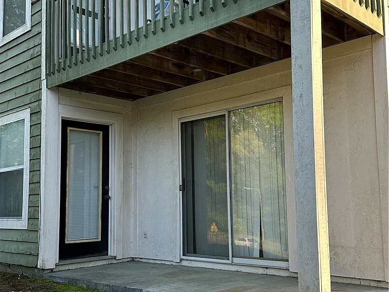 1001 Brookhollow Dr #1 — Photo 2