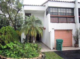 6501 Racquet Club Dr, Lauderhill, FL 33319