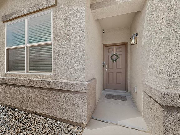 3rd image of 2280 Solara Loop NE