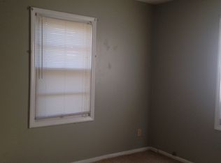 6025 State Ave, Kansas City, KS 66102