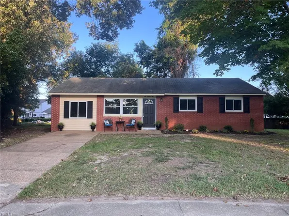 121 Duval Ct, Hampton, VA 23669