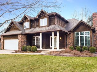 9 Primrose Ln, Sycamore, IL 60178