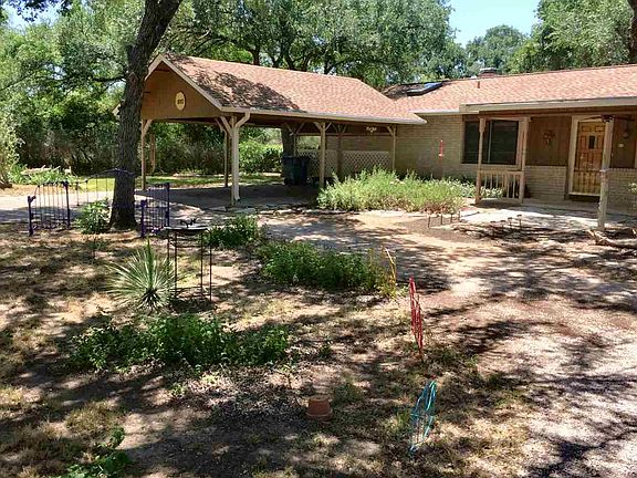 5th image of 810 Woodland Hills Dr