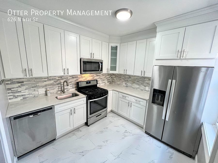 1st image of 626 N 4th St