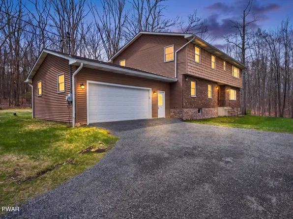 126 Meadow View Cir, Shohola, PA 18458