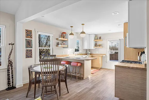 1702 Avenue C Photo 1