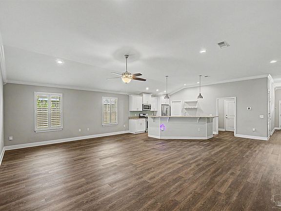 4th image of 1941 Alhambra St
