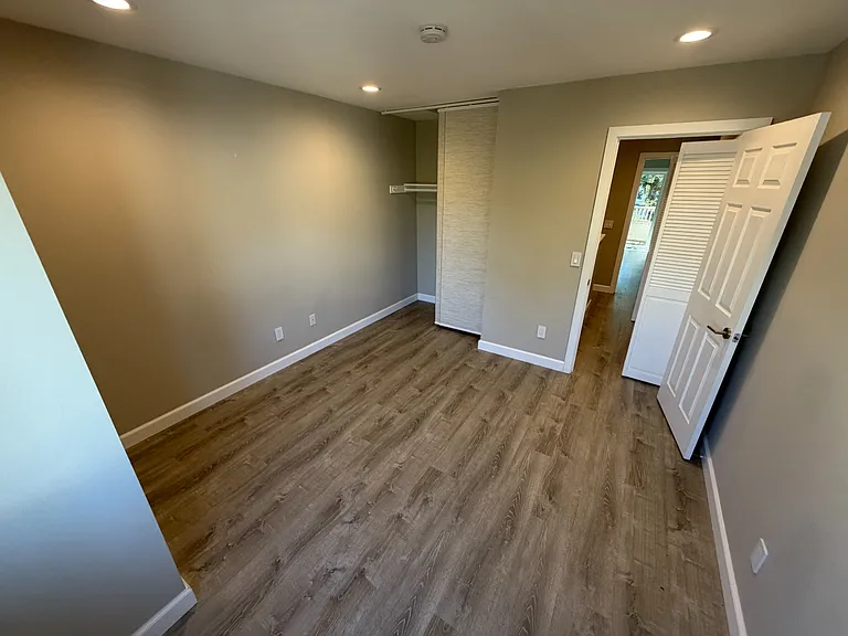 618 S Fair Oaks Ave — Photo 12
