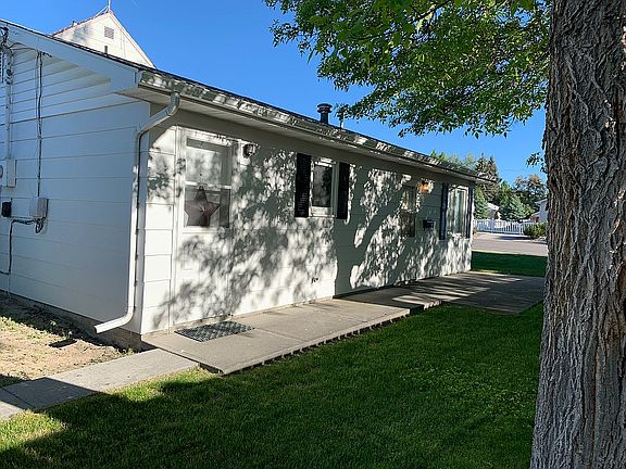 2nd image of 511 E Fremont Ave