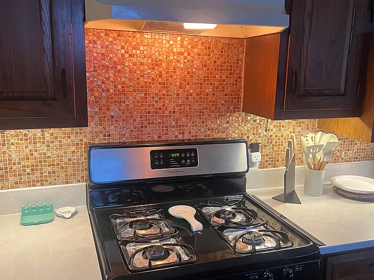 1812 E 47th Ter #600 — Photo 33