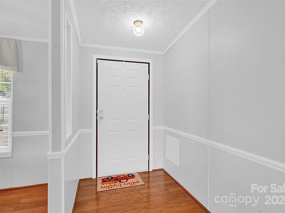 4th image of 115 May Jean Dr