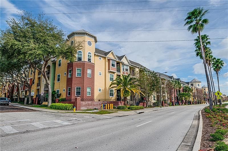 1st image of 1810 E Palm Ave APT 1315