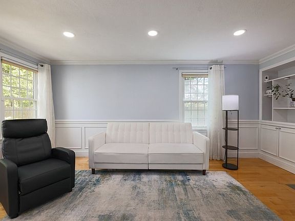 5th image of 29 Harrington Farms Way Unit 29