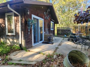 W5244 Oak Tree Ln, Princeton, WI 54968