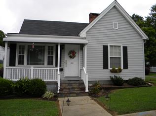 302 Ricks Dr, Winston Salem, NC 27103