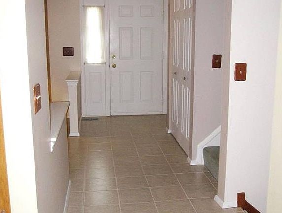 4th image of 3527 Antony Dr