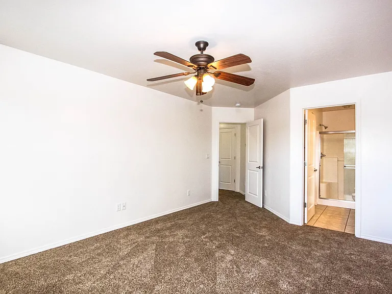 13011 E Cobb Ct — Photo 9
