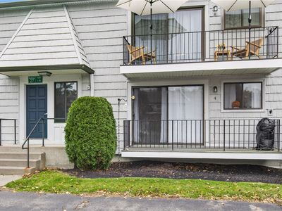 27-8 Great Wood Ct, Fairport, NY, 14450