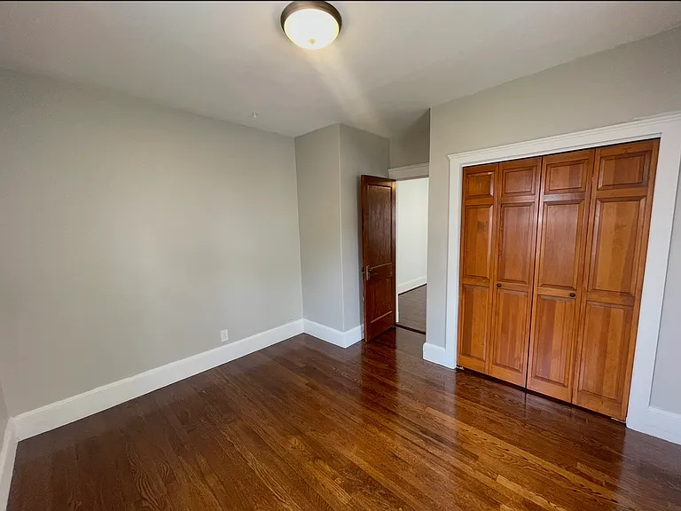 84 S Walnut St #1 — Photo 2