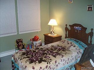 1st image of 7 Honey Dr
