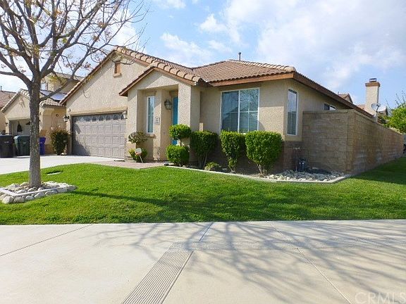 3rd image of 15392 Scarlet Oak Ln