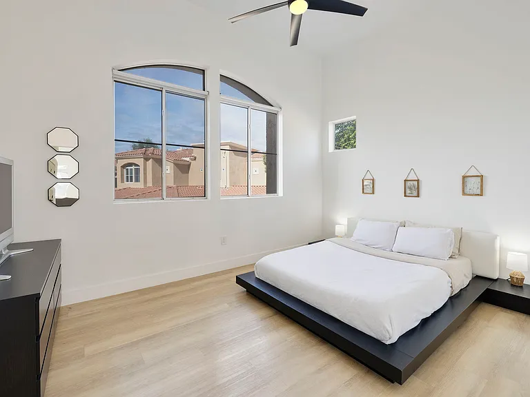 Guest Bedroom with Queen Bed
