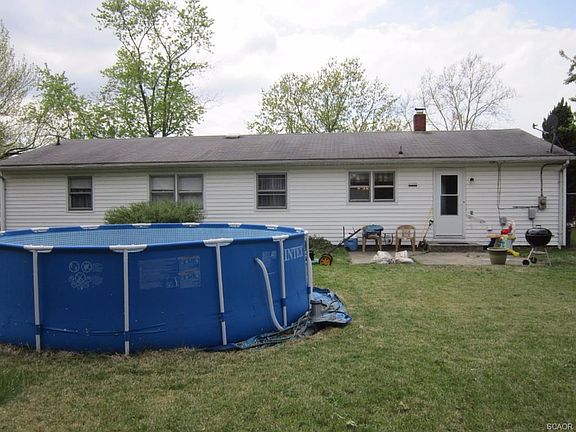 3rd image of 723 W Ivy Dr #0000