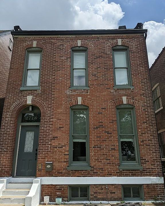2nd image of 2718 Indiana Ave