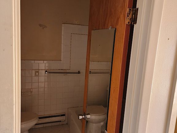 5th image of 308 N 38 1/2 St