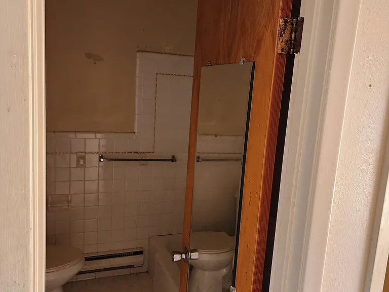 308 N 38 1/2 St — Photo 5