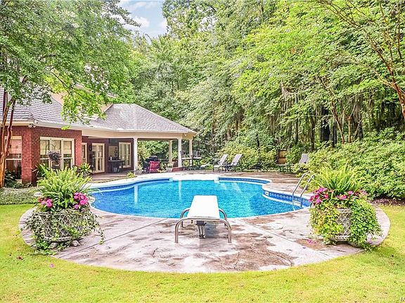 2nd image of 9908 Dogwood Ct