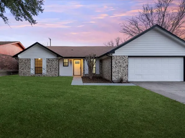 3977 Windhaven Rd, Fort Worth, TX 76133