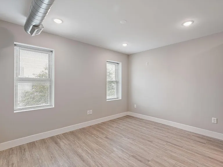 1333 Snyder Ave #2 — Photo 8
