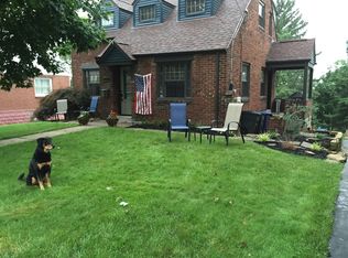 41 Pocono Dr, Pittsburgh, PA 15220