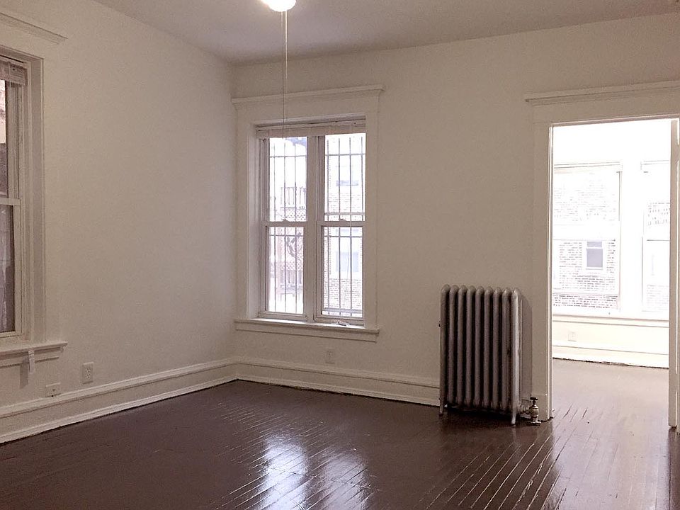 Dining/Living room