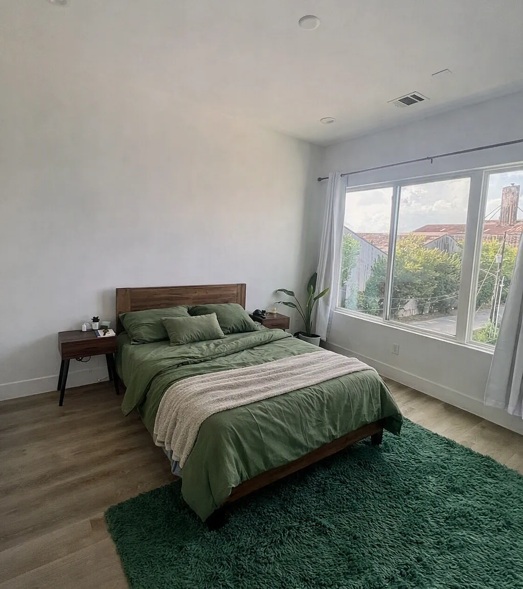 3 bed, 3.5 bath, 1999 sqft, $2,650 — Photo 4
